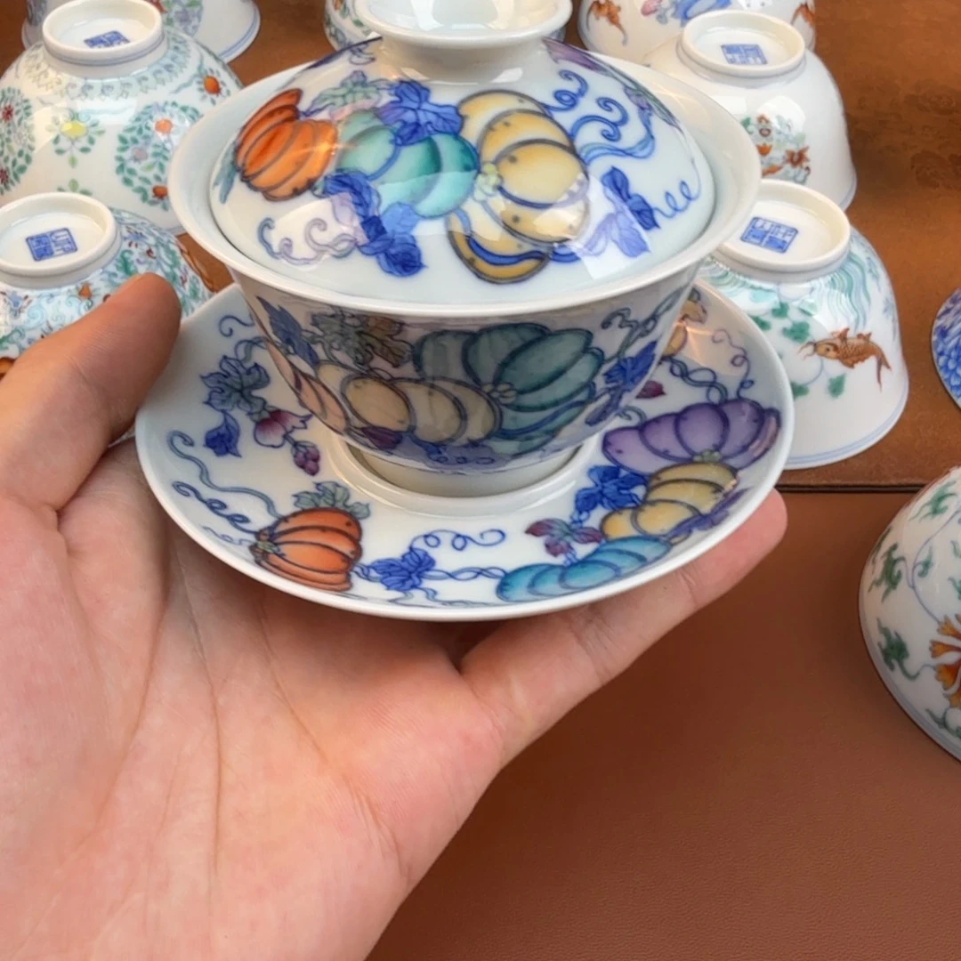 张***心摆件景德镇瓷器手工手绘