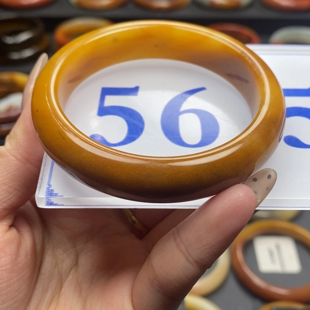 石英质玉（黄龙玉）手镯未镶嵌