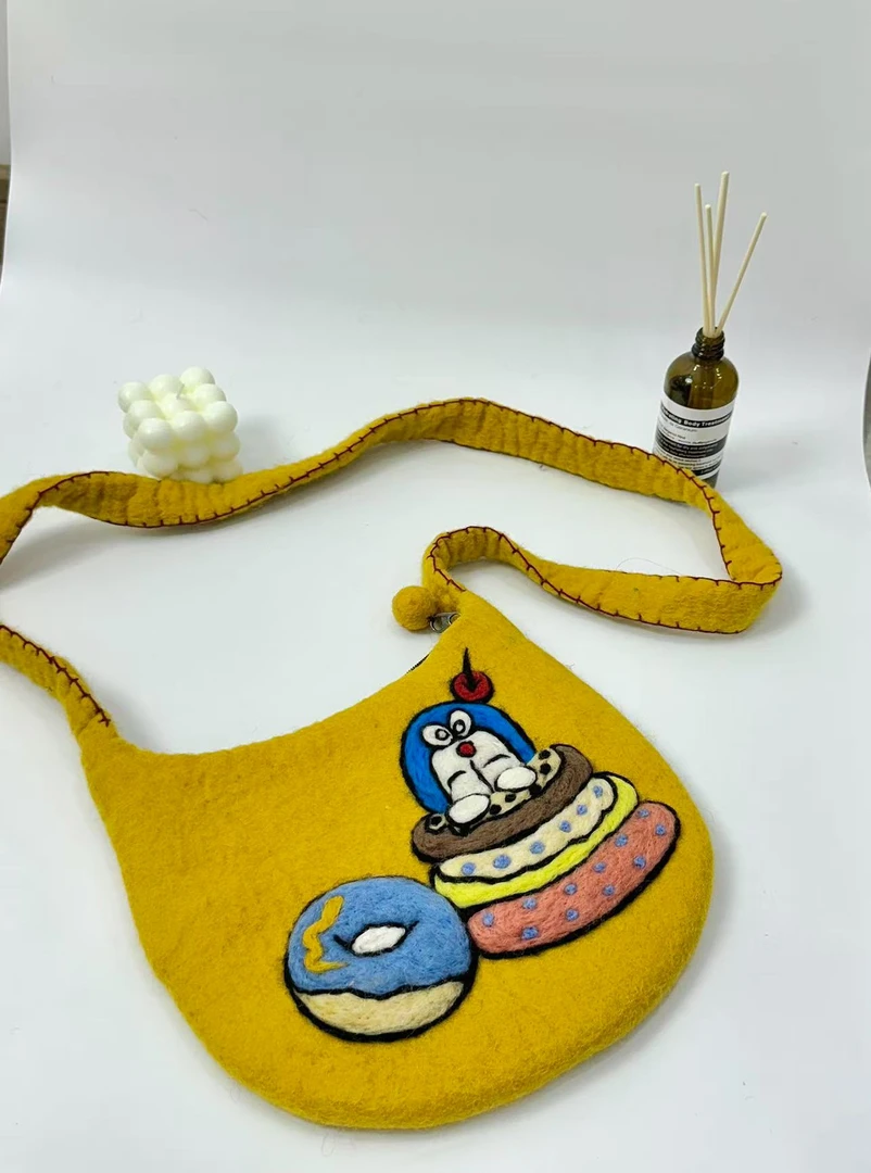 尼泊尔进口手工羊毛毡包包 猫咪斜挎包卡通简约
