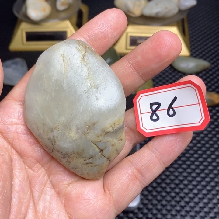 未镶嵌和田玉把件86