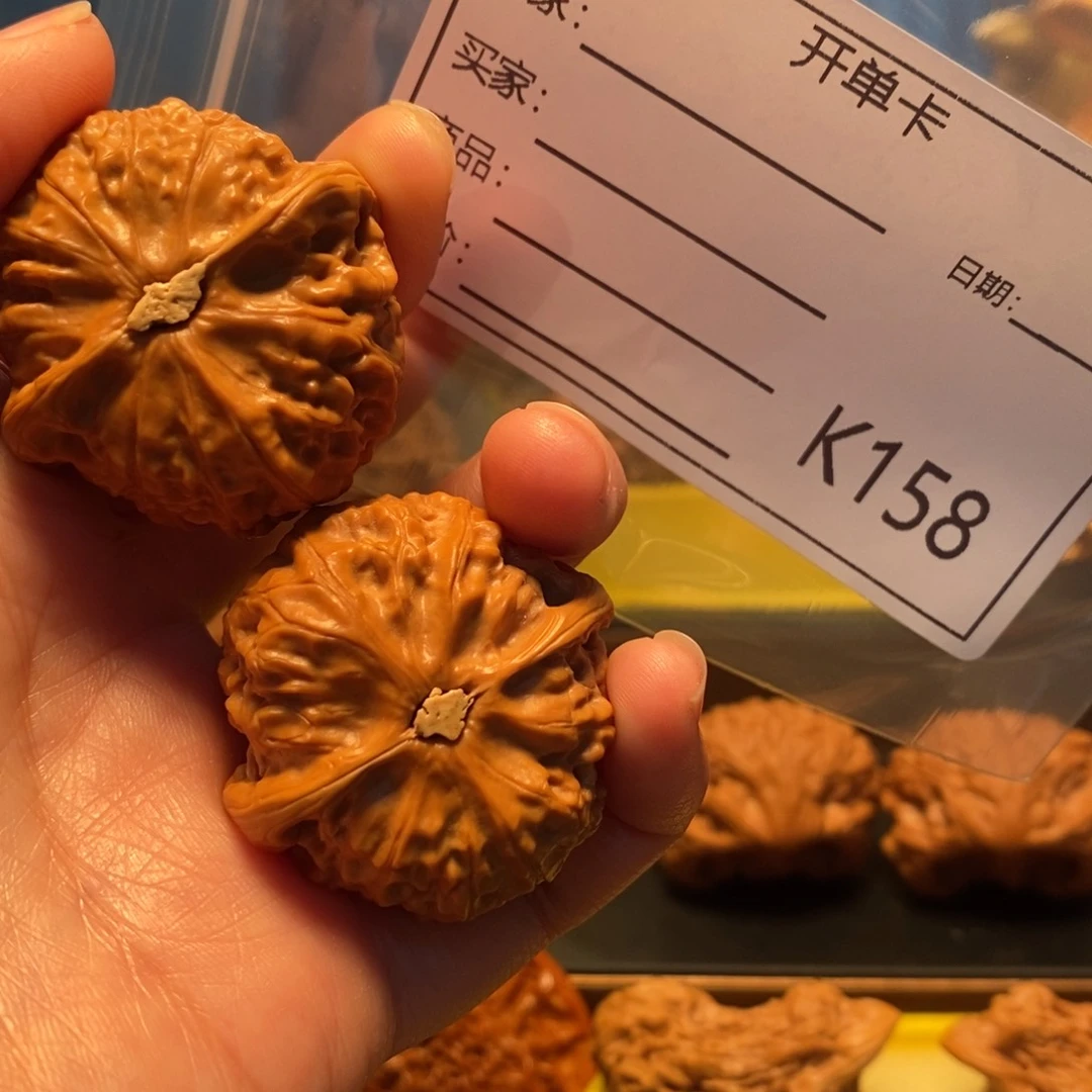 文玩核桃吊坠张*炮宫灯