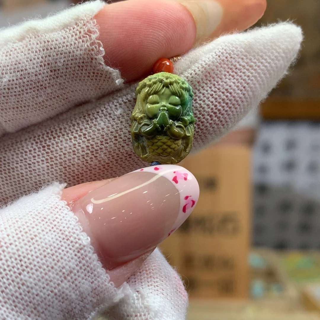 绿松石未镶嵌挂件
