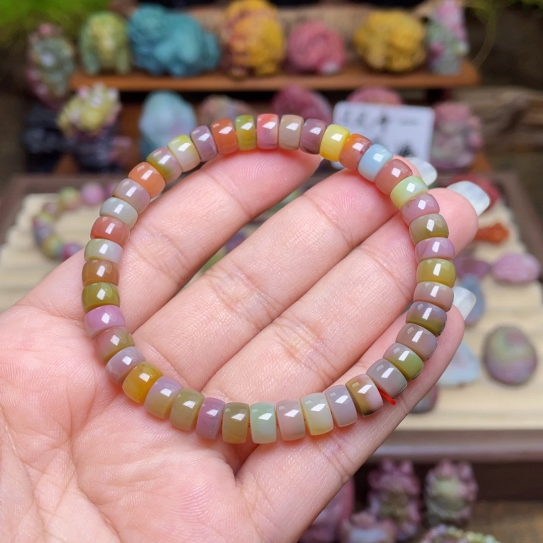 玛瑙/玉髓未镶嵌珠宝半成品盐源玛瑙艳丽色直切