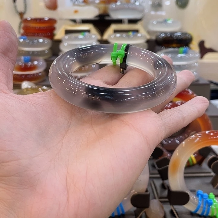 玛瑙/玉髓未镶嵌手镯40