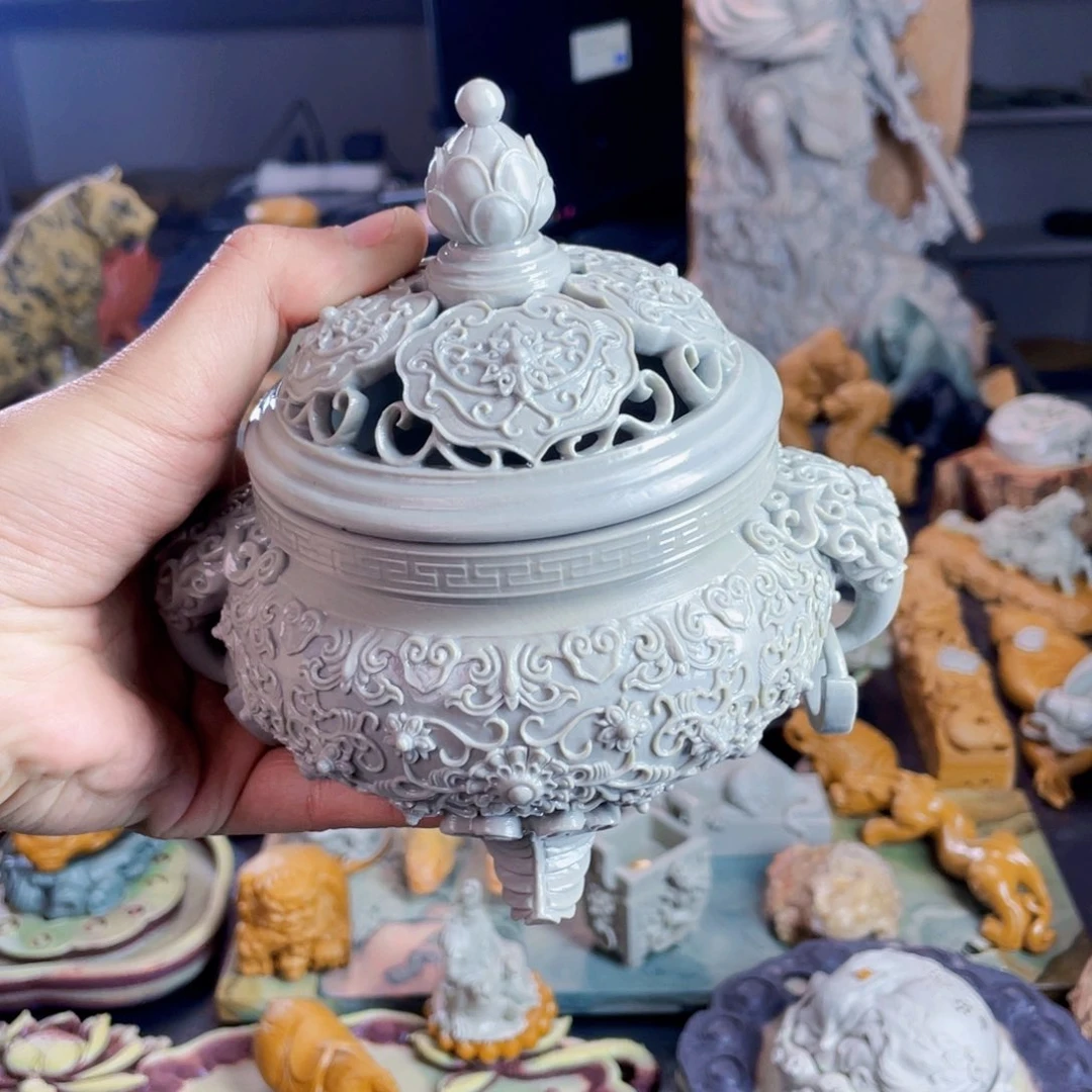手工雕刻精品金包松花
