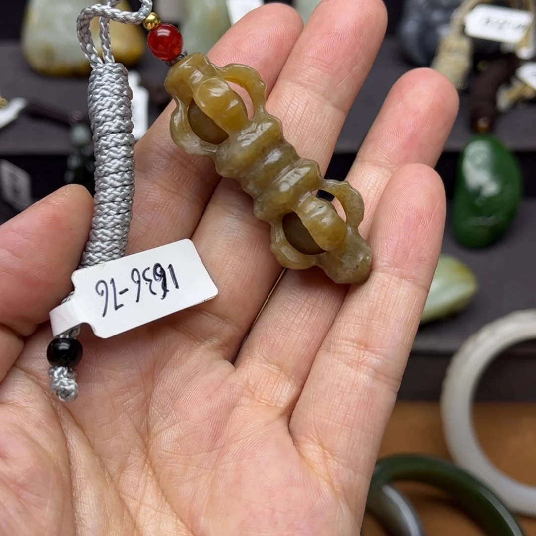 和田玉挂件未镶嵌