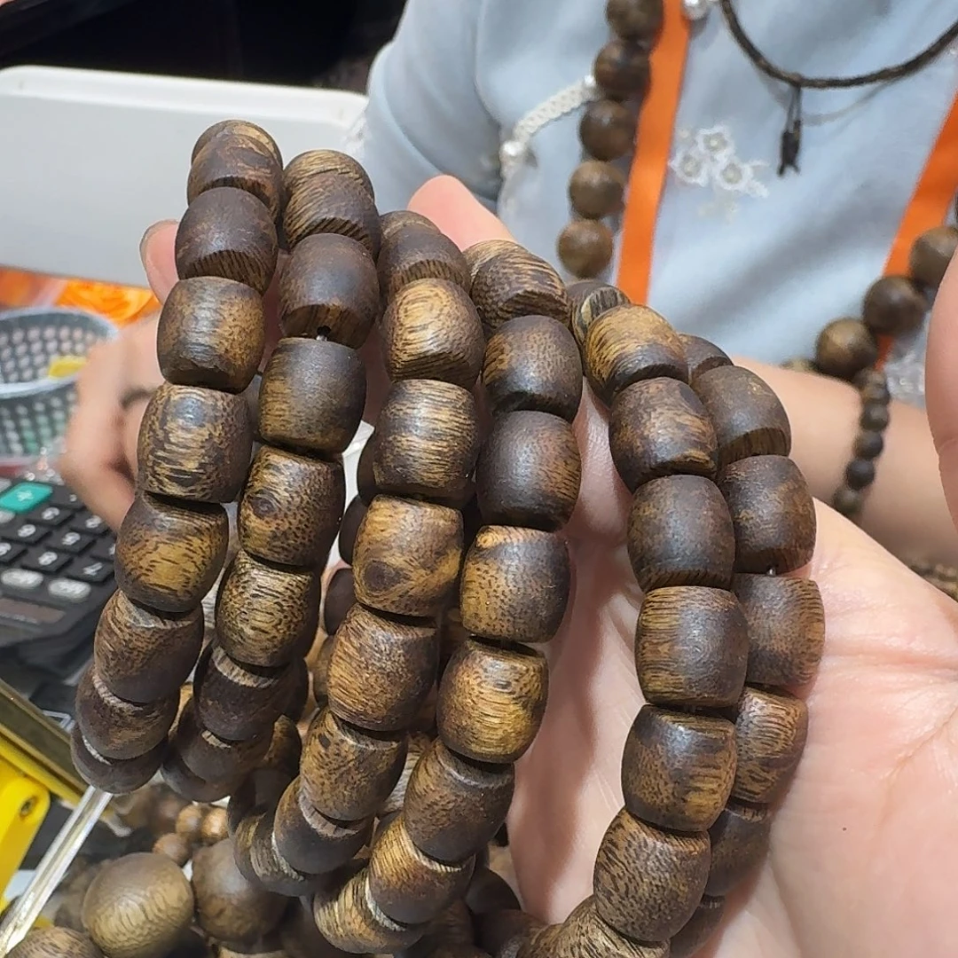 沉香碎屑沉香张勺子鼓珠多样性发一