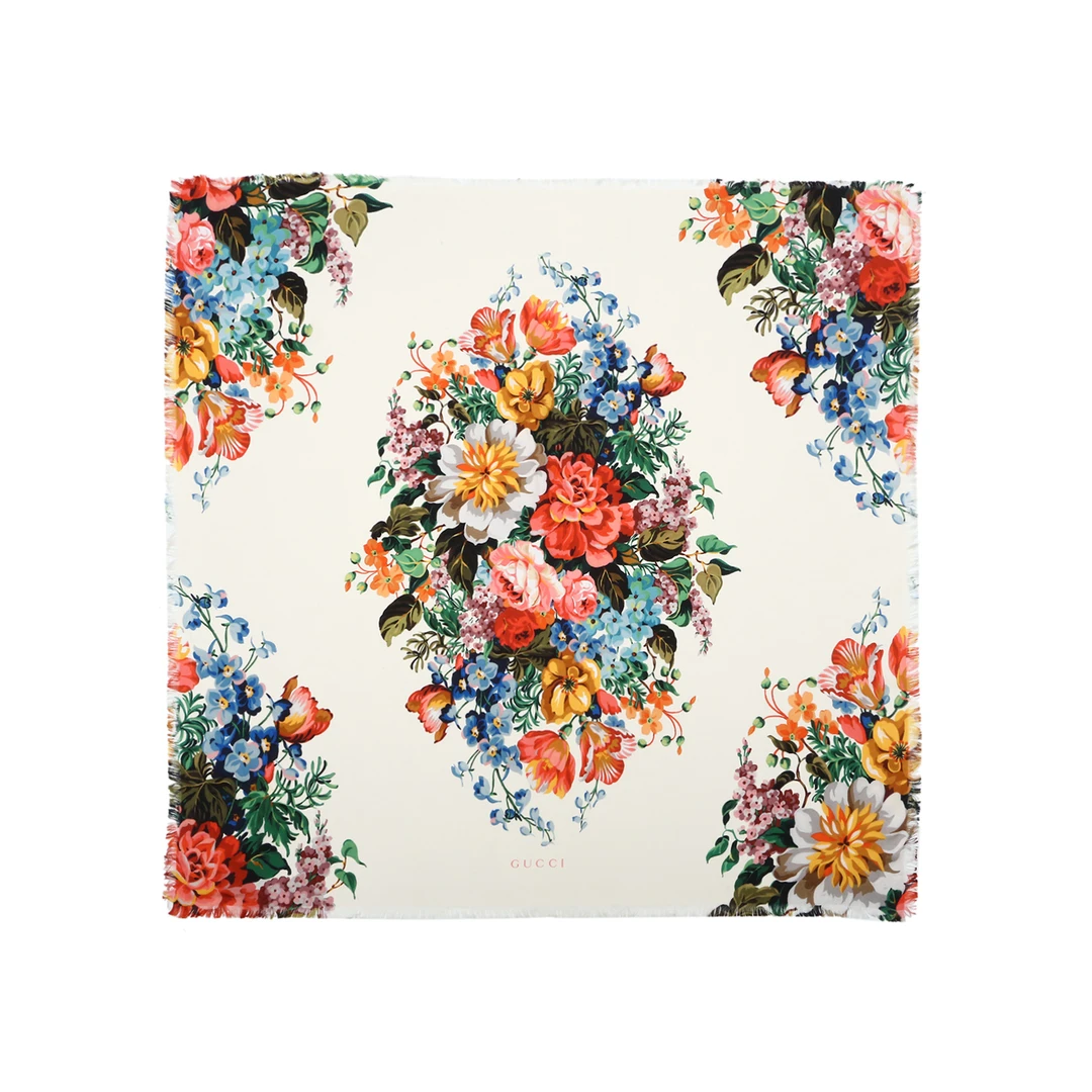 95新 GUCCI/古驰 宠粉 印花丝巾 90*90cm 桑蚕丝P243974342