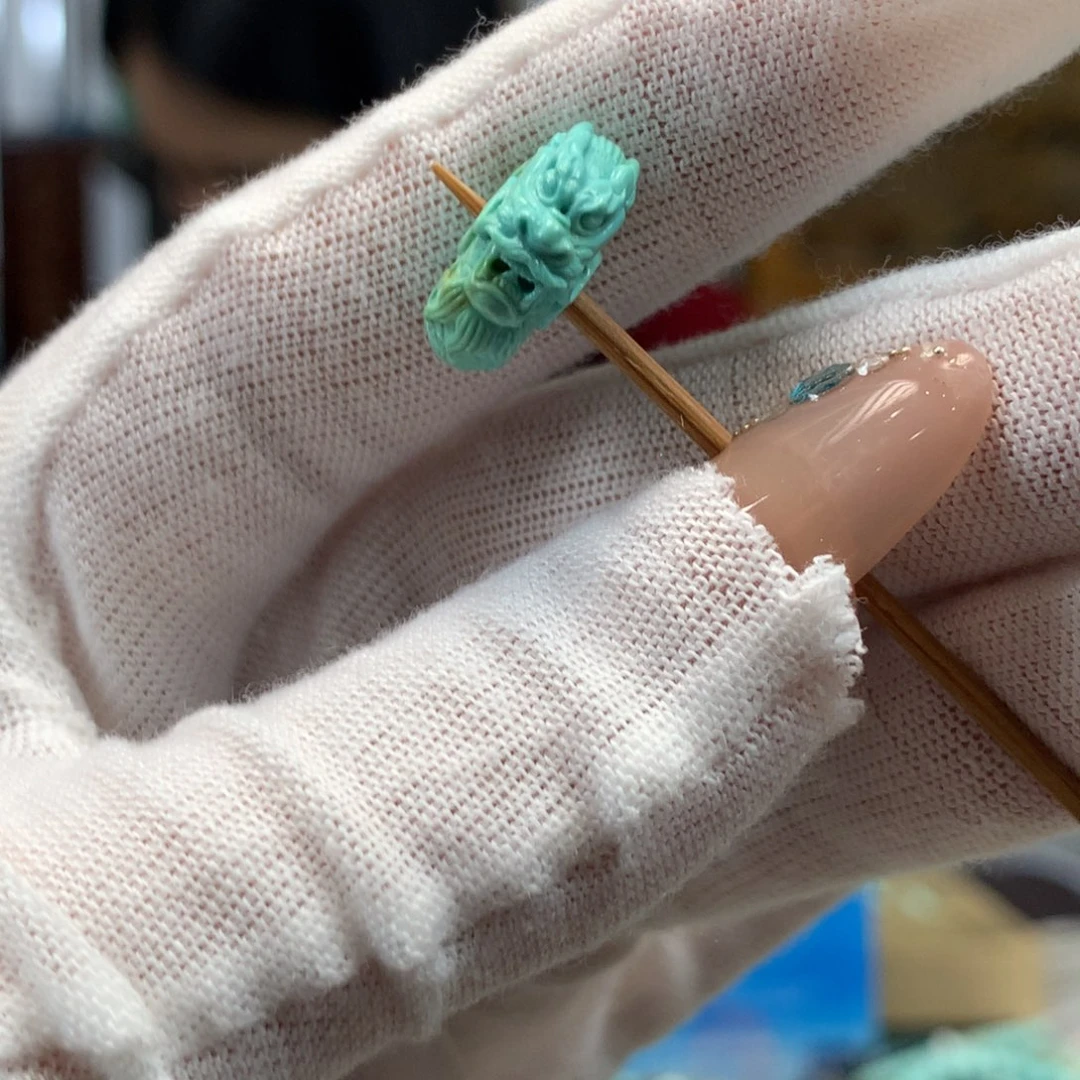 绿松石未镶嵌挂件