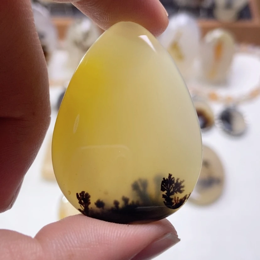 【闪购商品】玛瑙/玉髓颈饰未镶嵌