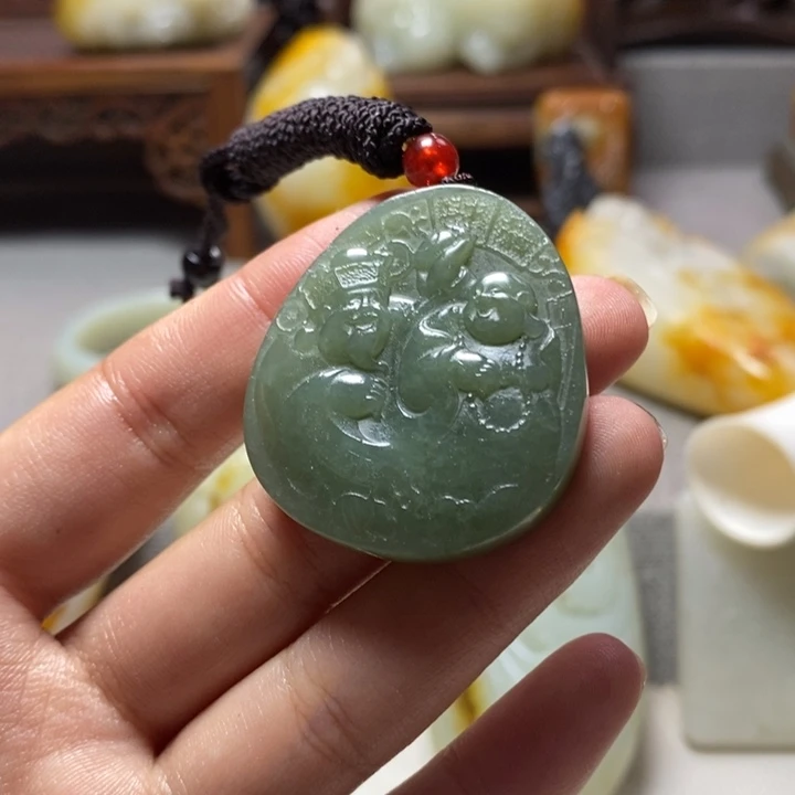 隆源高端珠宝1111