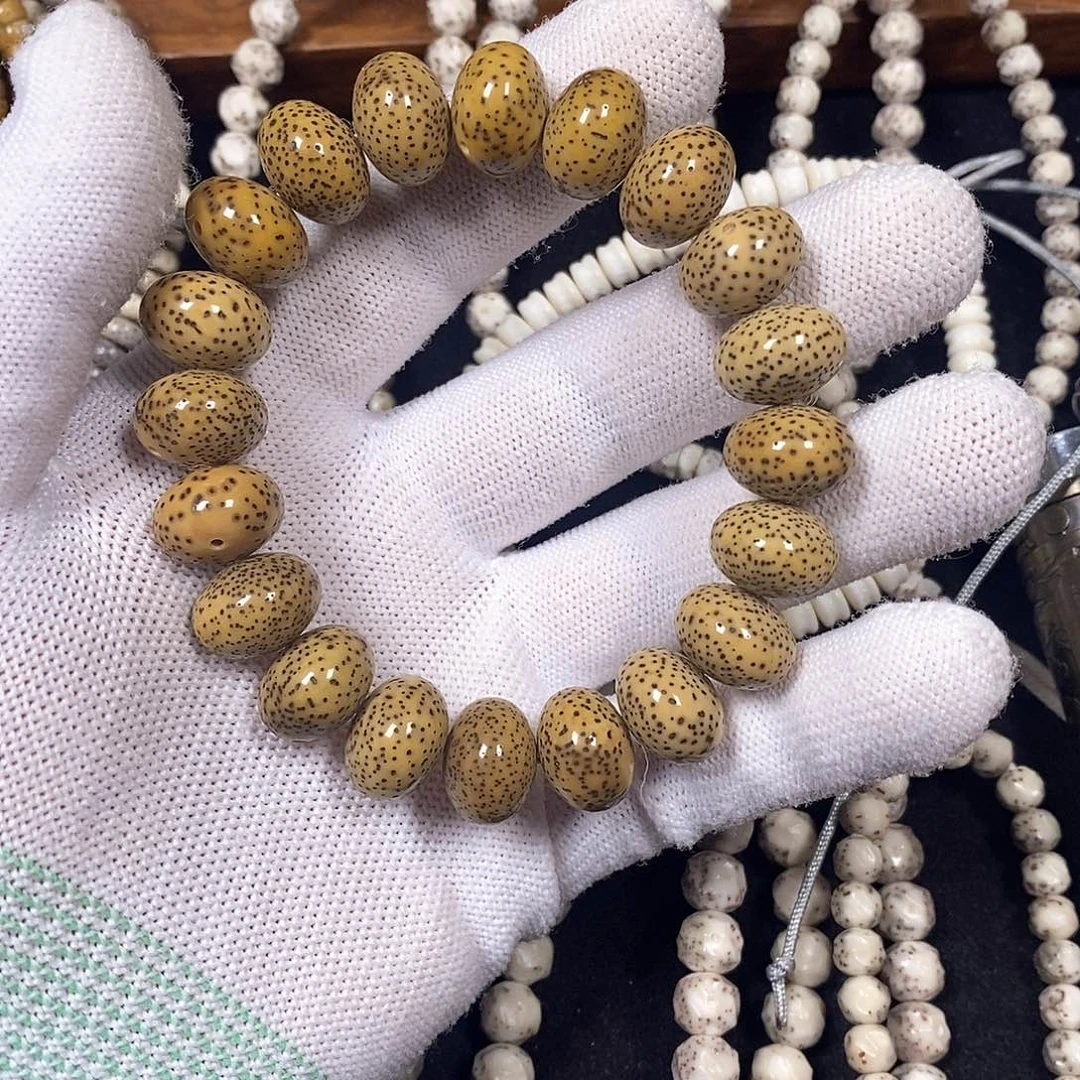 星月菩提吊坠L**•单圈长串