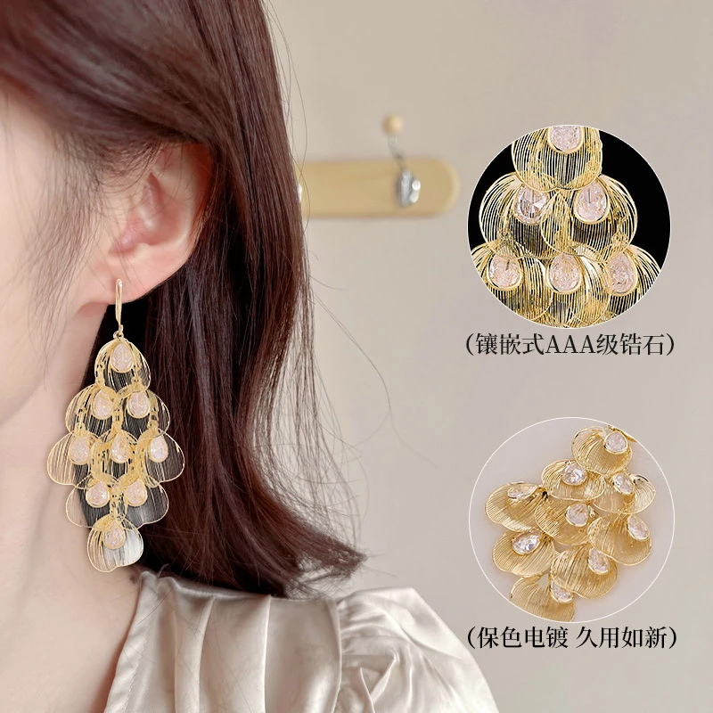 黄铜锆石耳饰 轻奢气质优雅复古镂空扇叶耳环双层蝴蝶椭锆石流苏