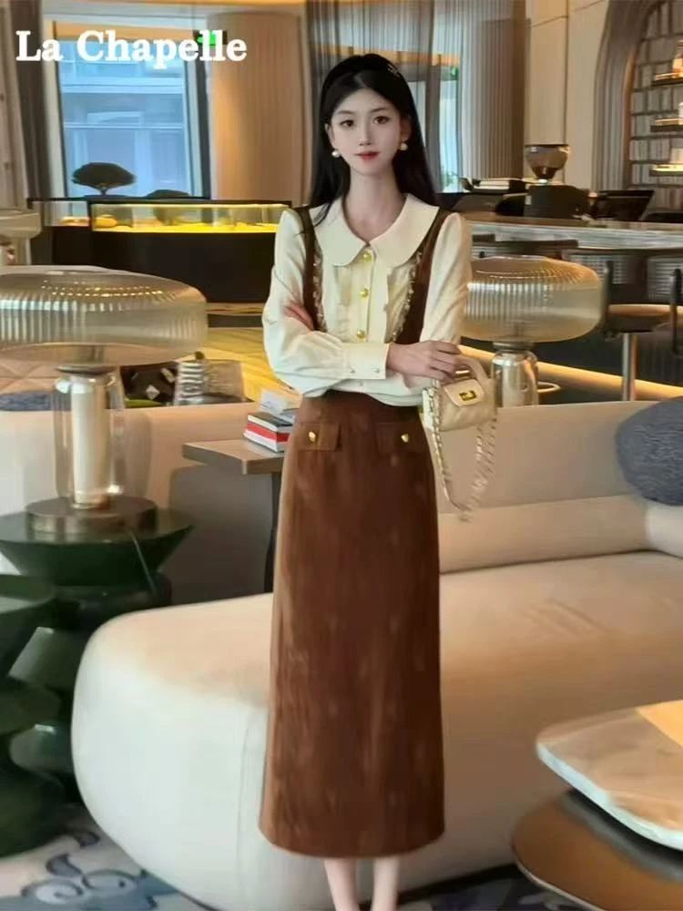 长袖连衣裙女2025秋季新款巨好看复古刺绣气质假两件长裙