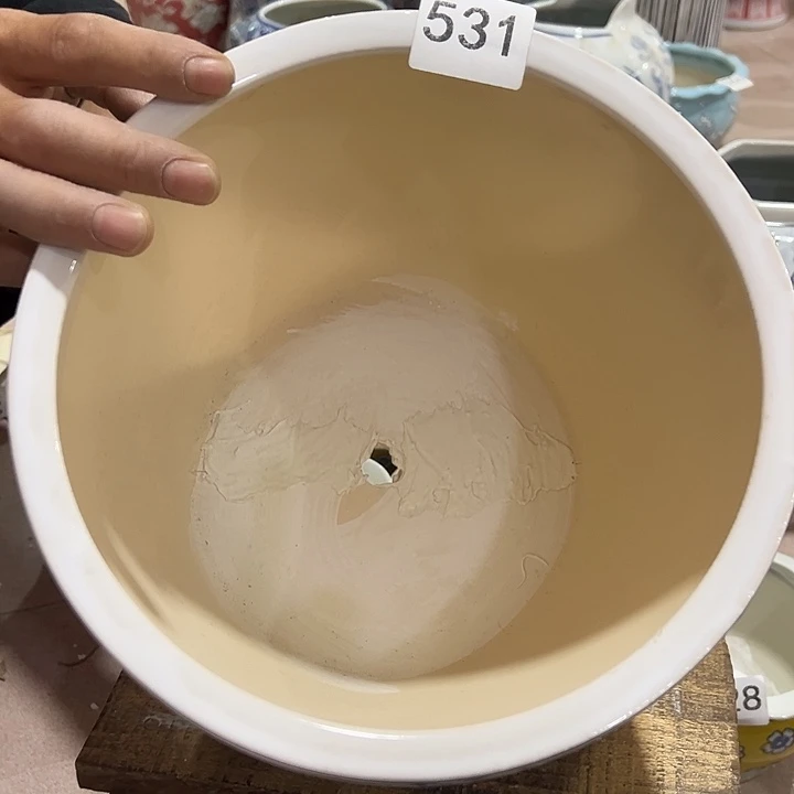 瓷片瑕。。。。。。。。。？。