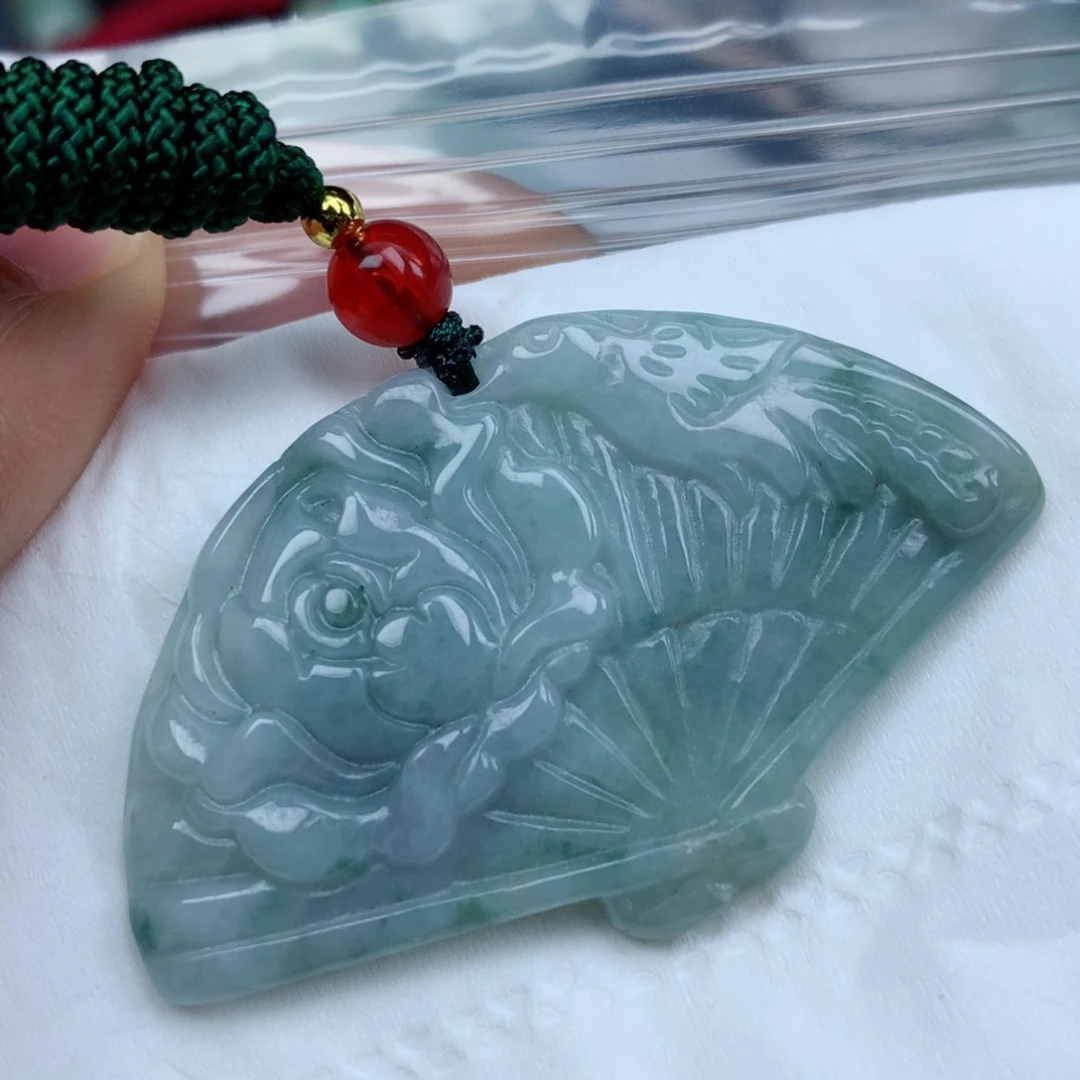 翡翠颈饰未镶嵌牌子