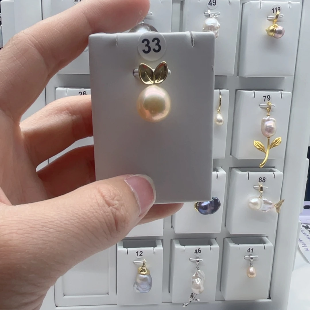 淡水珍珠颈饰合金