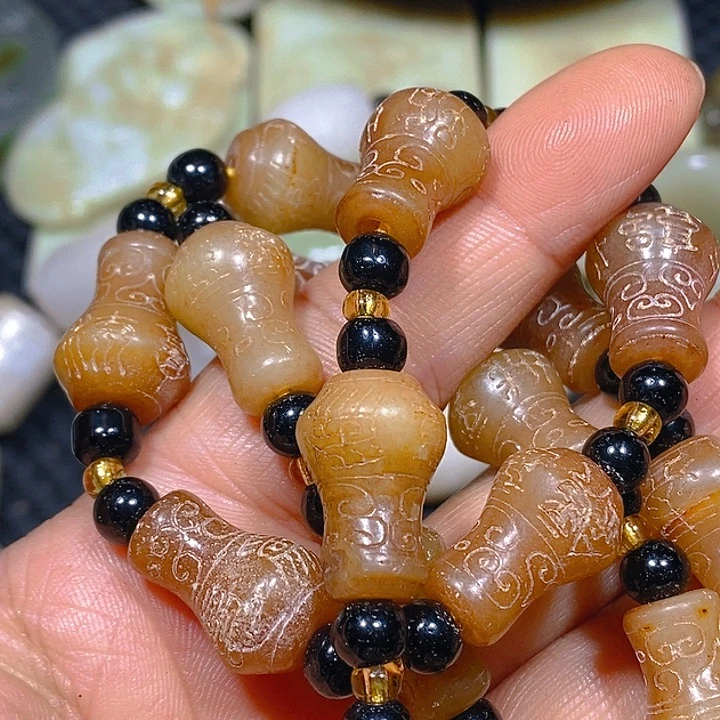 未镶嵌手链和田玉（糖玉）