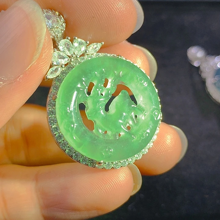 翡翠银S925镶嵌颈饰