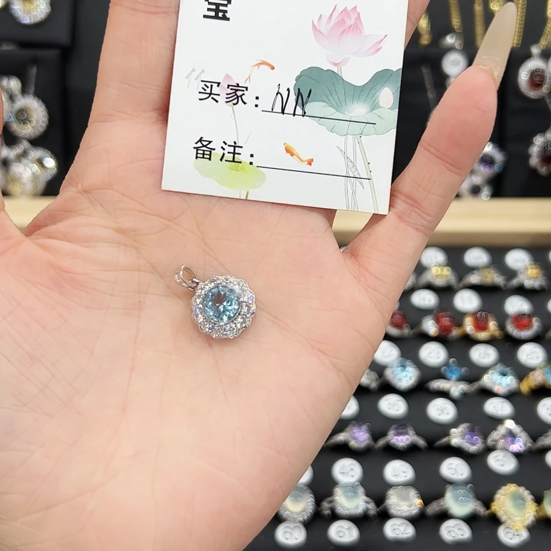 托帕石颈饰银S925镶嵌吊坠