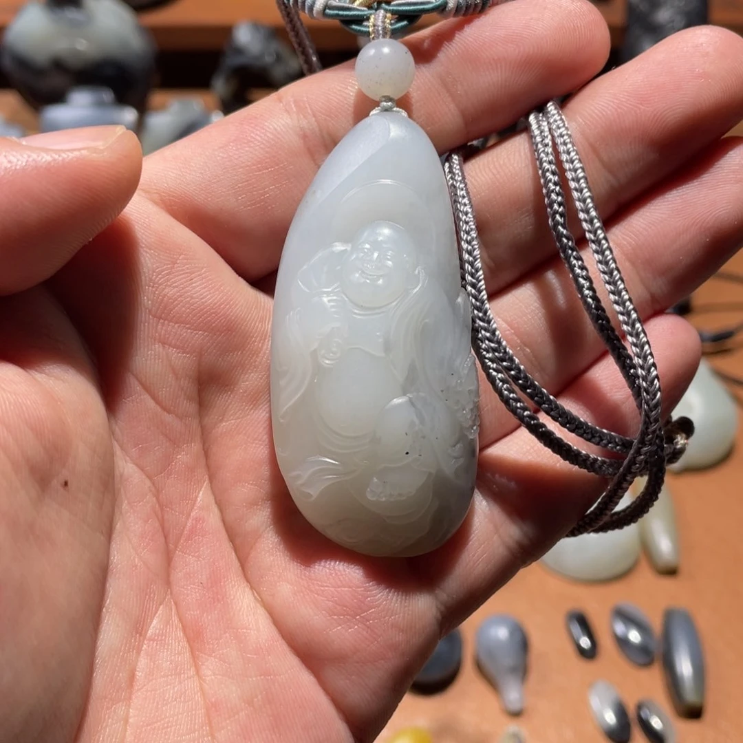 和田玉颈饰未镶嵌倾*