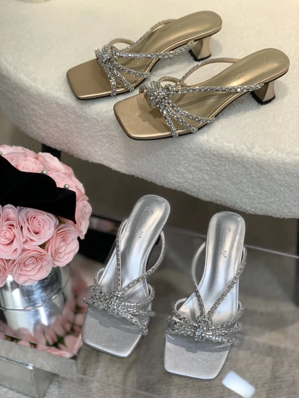 高跟凉鞋女夏季2025新款外穿透明水钻厚底仙女风性感粗跟凉拖