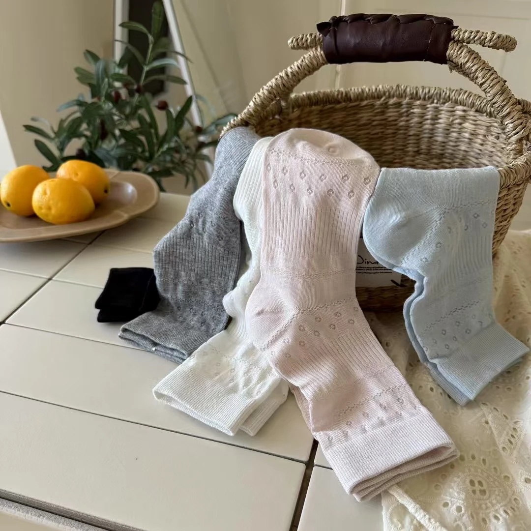 Erya 松木超柔镂空小花堆堆袜