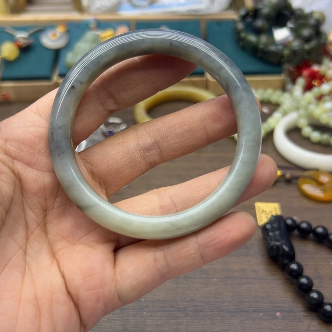 和田玉未镶嵌手镯60圈围1756