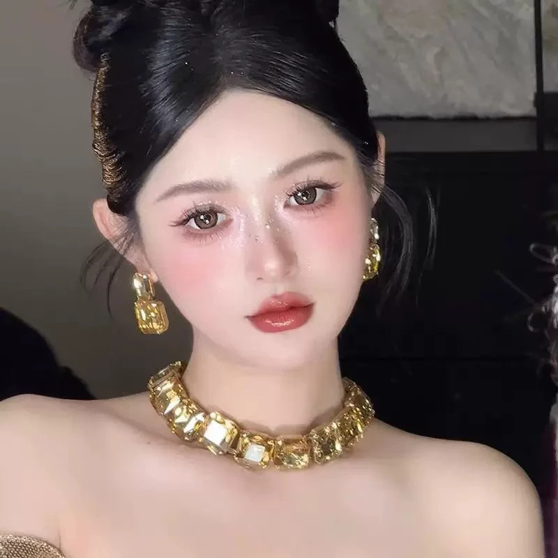 金色方糖小众高级感重工新娘项链轻奢精致设计感新娘婚纱礼服配饰