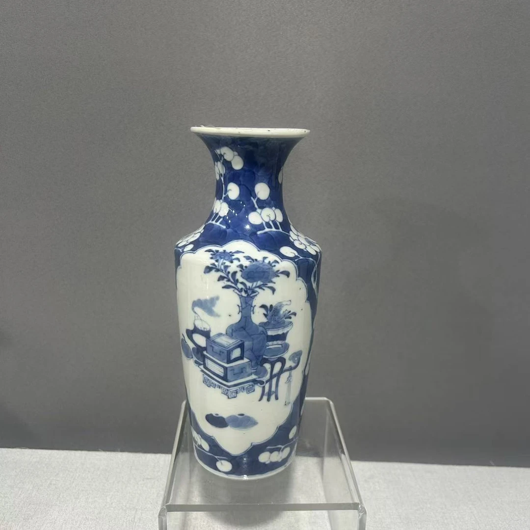 A1009024 清晚期 青花冰梅开光博古纹撇口瓶（口径6.5高20.5肚径9）