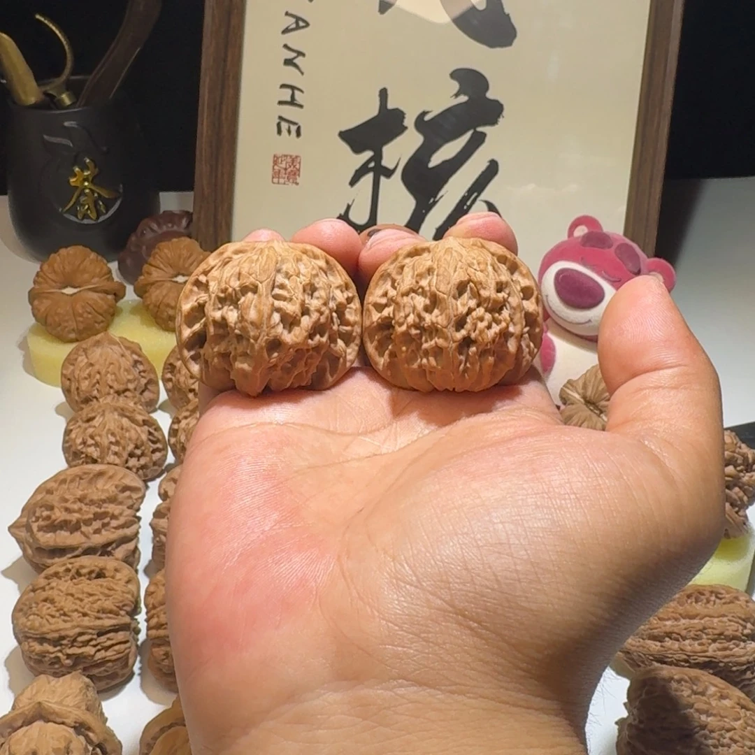 S***s文玩核桃吊坠42尺寸山地正磨