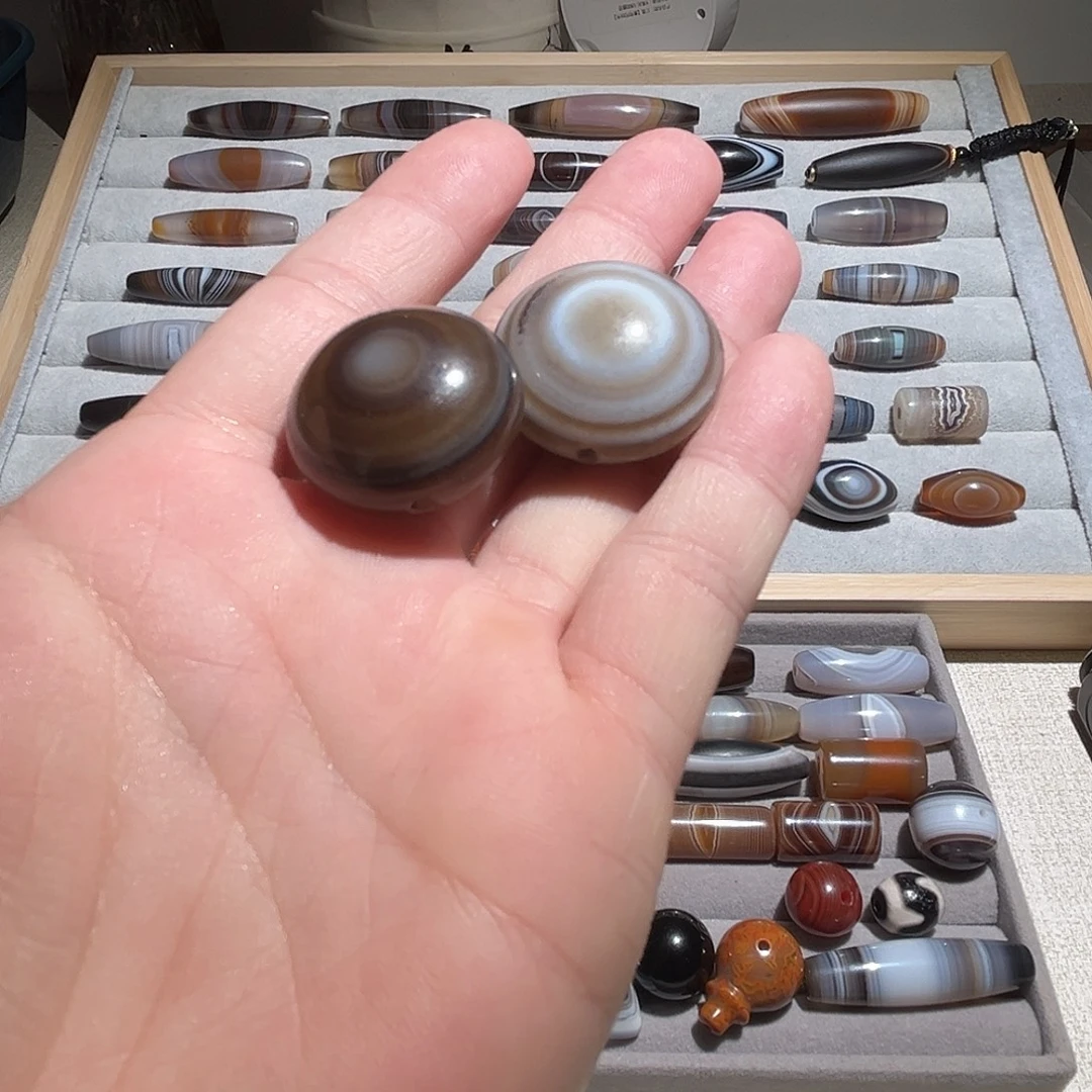 M***r玛瑙/玉髓未镶嵌颈饰