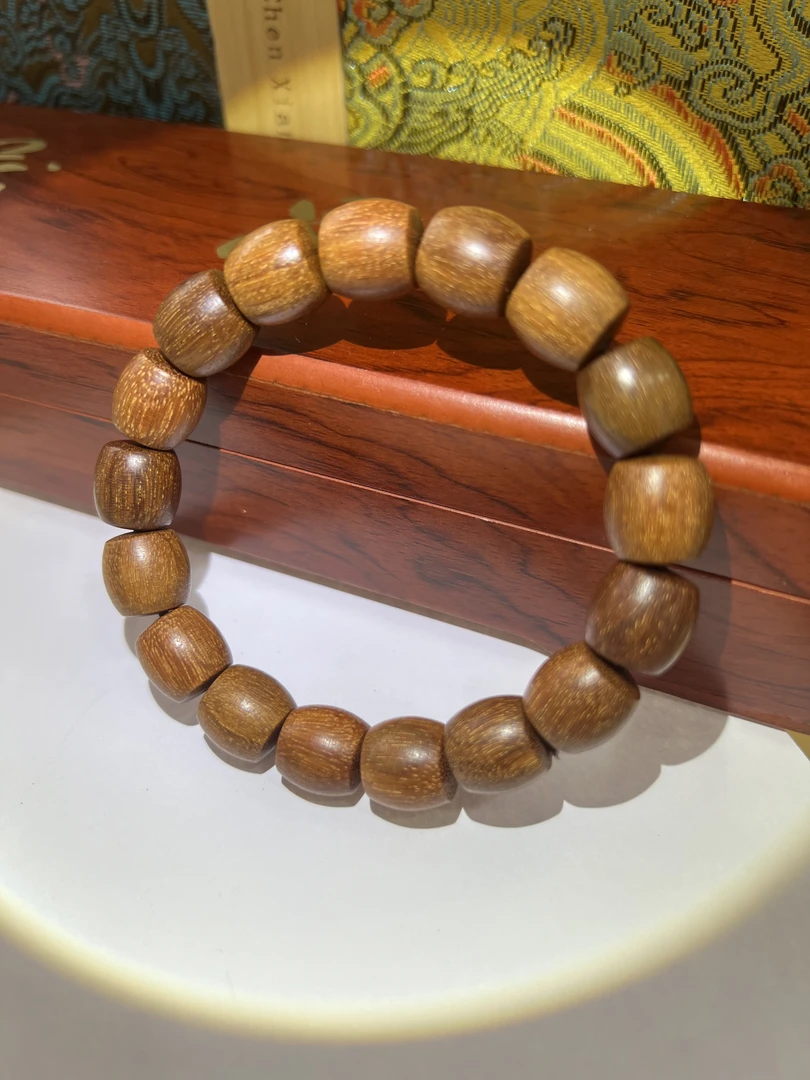 增香沉香木芽庄精品木质手串佛珠18颗K12【多样性发一】