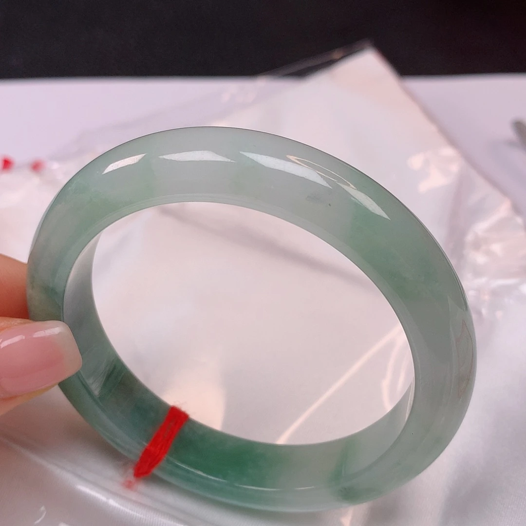 【闪购商品】未镶嵌手镯翡翠Q56翡翠手镯