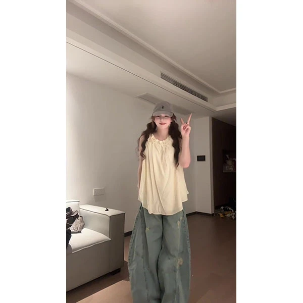 奶甜杏色挂脖无袖衬衫女装夏季新款纯欲风减龄显瘦上衣裤子套装