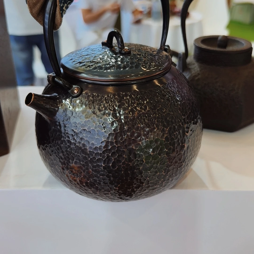 冷***鸢姹集风格1400毫升一体壶