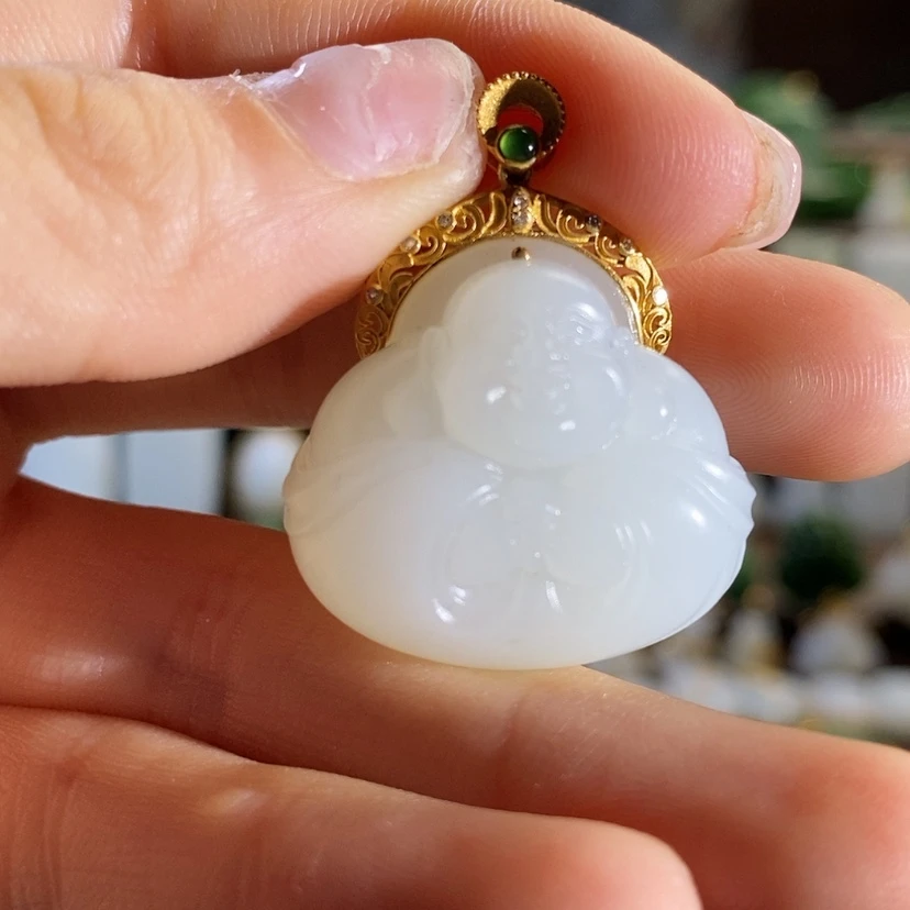 【闪购商品】和田玉18K金镶嵌吊坠(赠链)