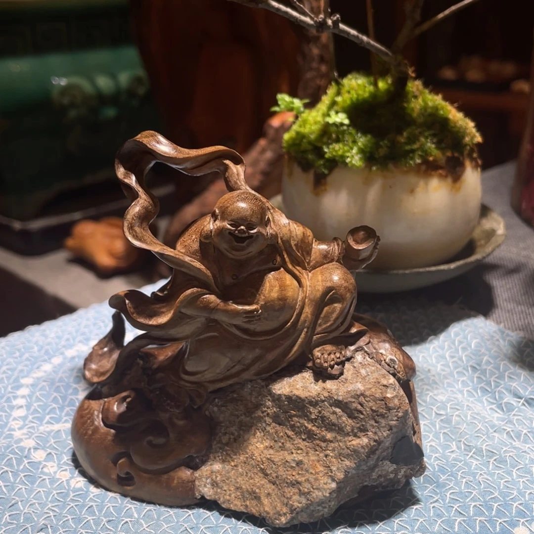 喝***慎木质楠木抱石工艺品摆件