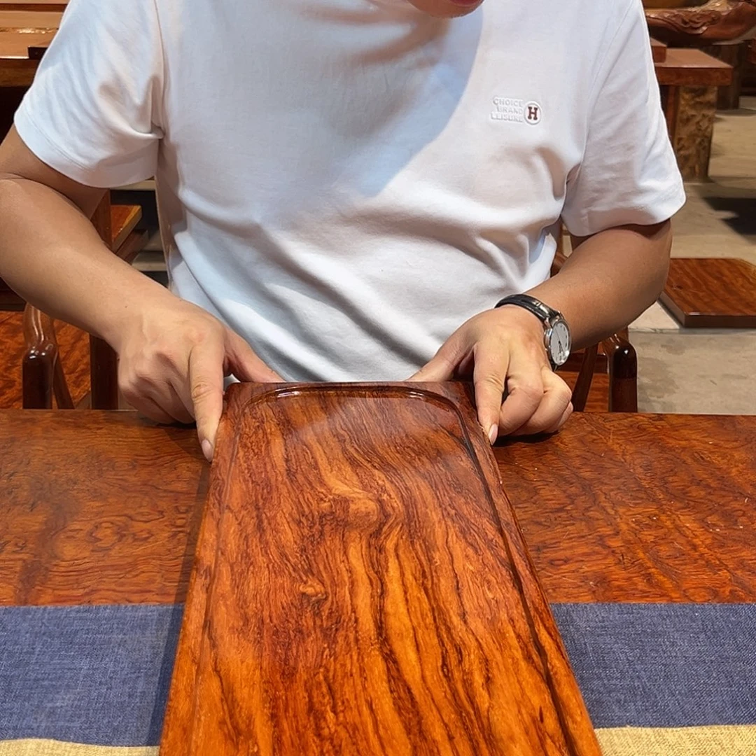 玉木（非红木类）巴花学名古夷苏木