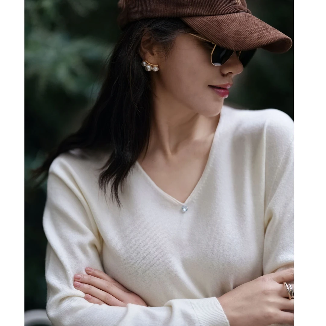 [Rain.studio]专属V领长袖宽松型女套头款毛针织衫针织衫显瘦简约