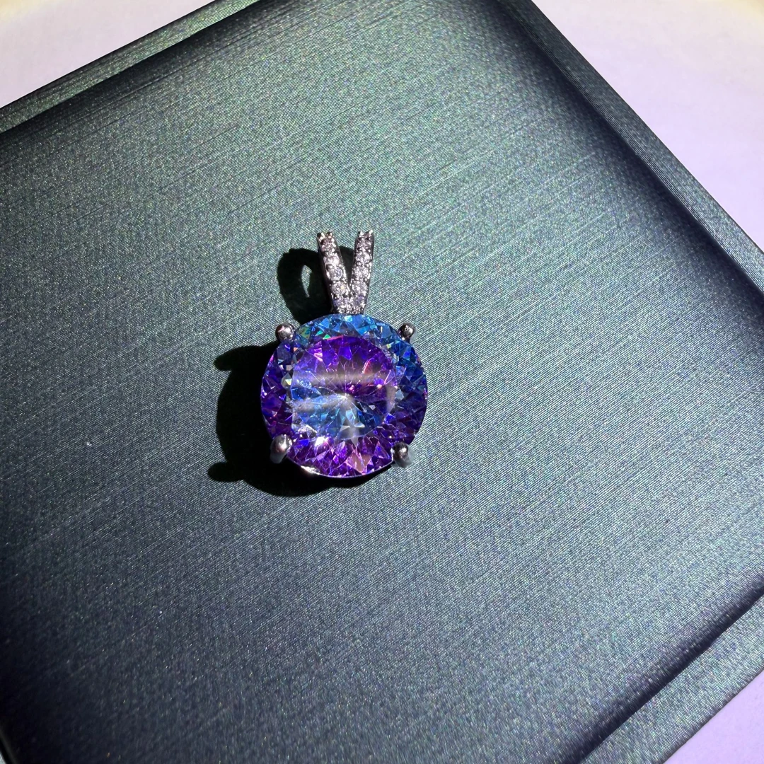 吊坠 【高级定制】收藏级轻奢时尚设计吊坠DM900716