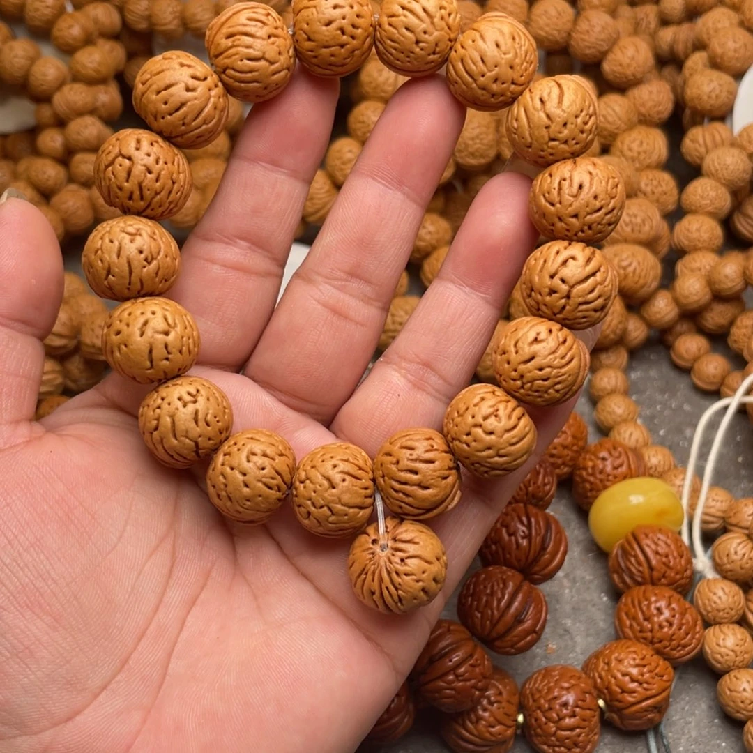 手串桃核肉纹元宝闪15