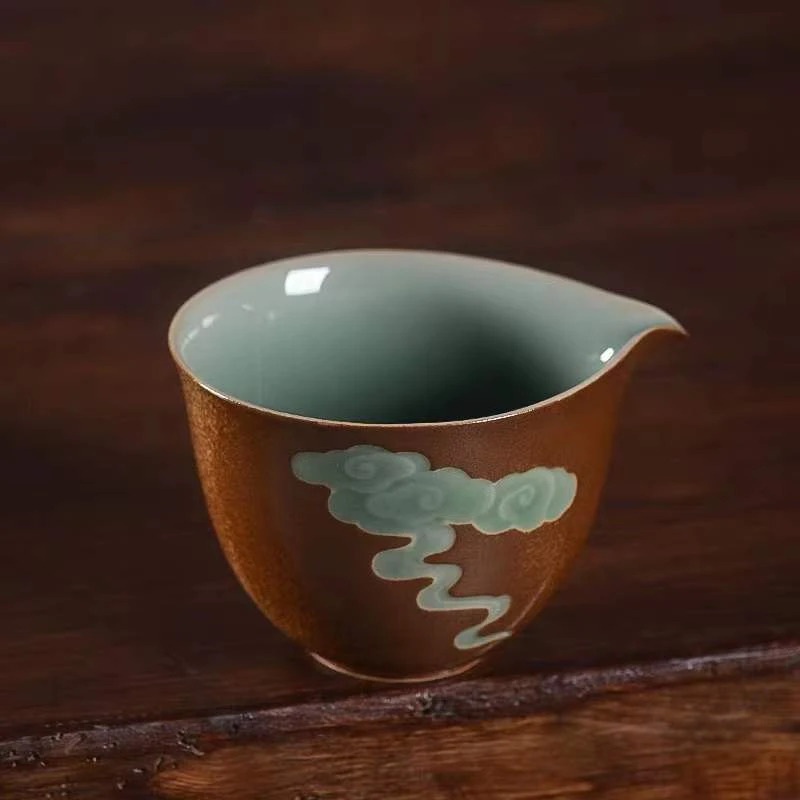 龙泉青瓷祥云公道杯廖道剑纯手工分茶器陶瓷复古功夫茶具均杯