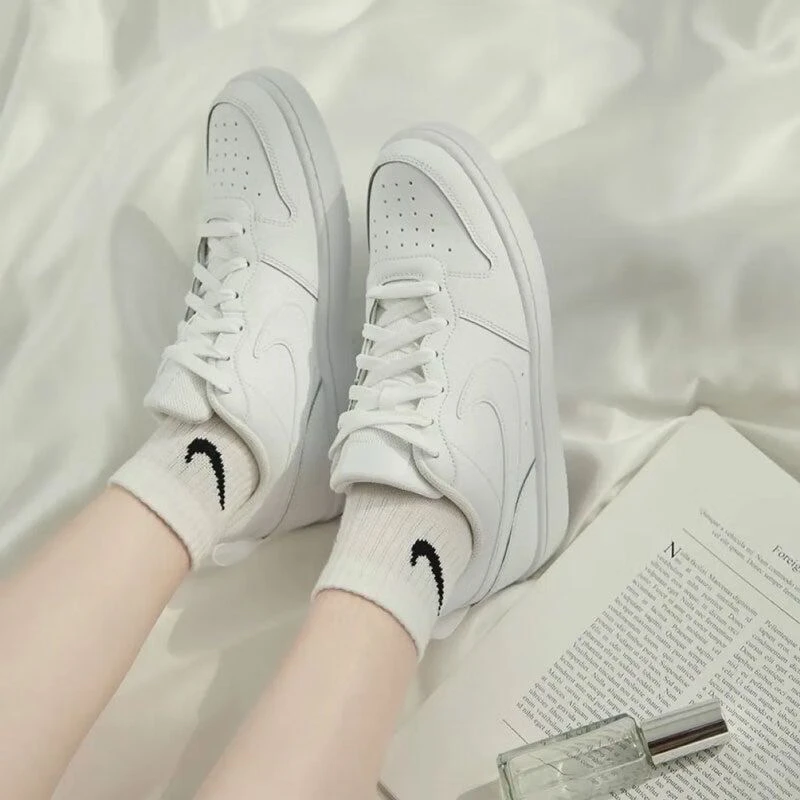 NIKE耐克日常纯白百搭透气舒适休闲鞋女款板鞋小白鞋BQ5448-100