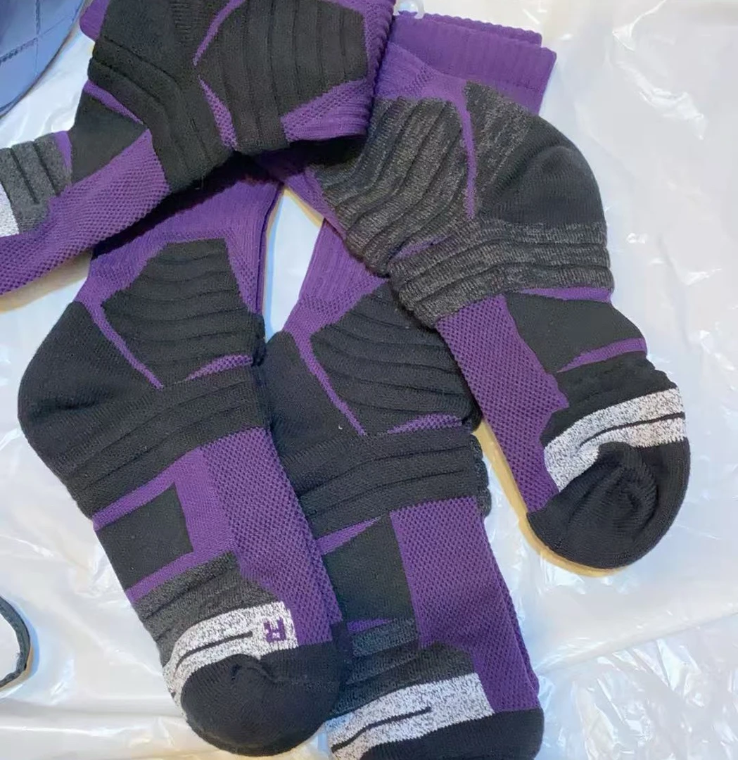 日常柔软舒适棉感透气中筒袜