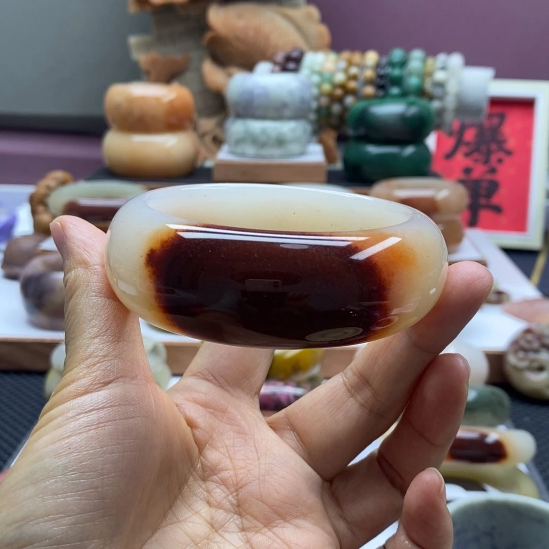 琳***️石英岩玉手镯未镶嵌
