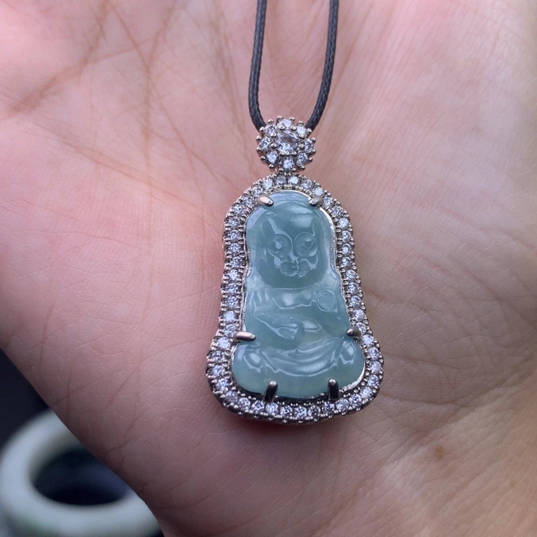 翡翠未镶嵌挂件宝宝佛吊坠