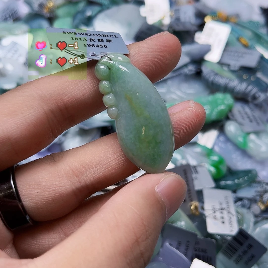 翡翠未镶嵌颈饰缅甸翡翠A货