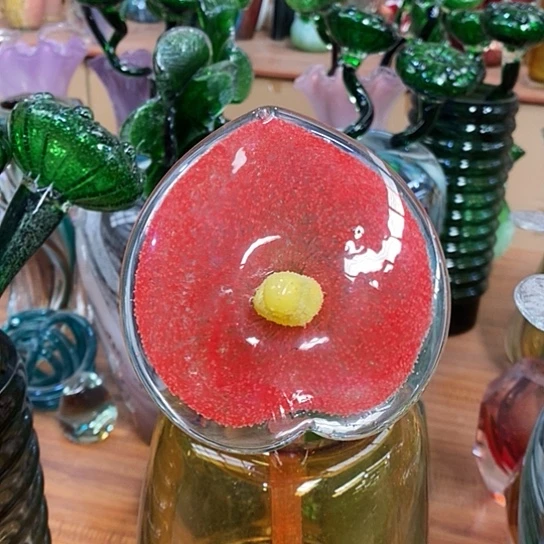 琉璃花瓶高45厘米宽9厘米