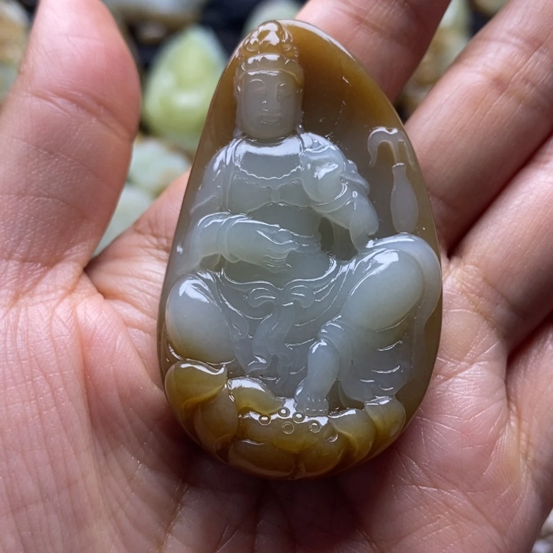 吊坠(不含链)未镶嵌和田玉（糖玉）浩*